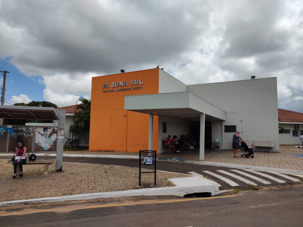 Em lotação, UPA e PA orientam a levar casos leves para Unidades de Saúde