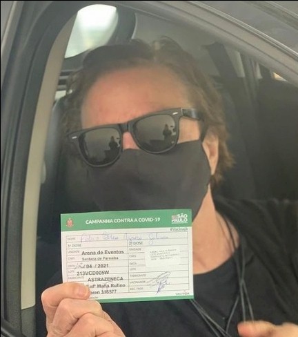 Fábio Jr. recebe segunda dose da vacina contra o coronavírus 