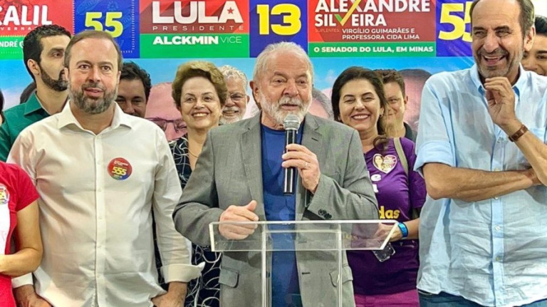 Campanha de Lula evita clima de "já ganhou"