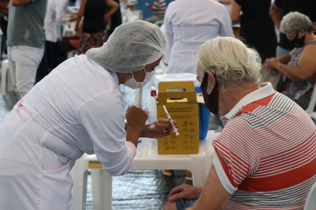 Um ano após primeiro caso, veja desafios de Marília no pior momento da epidemia;