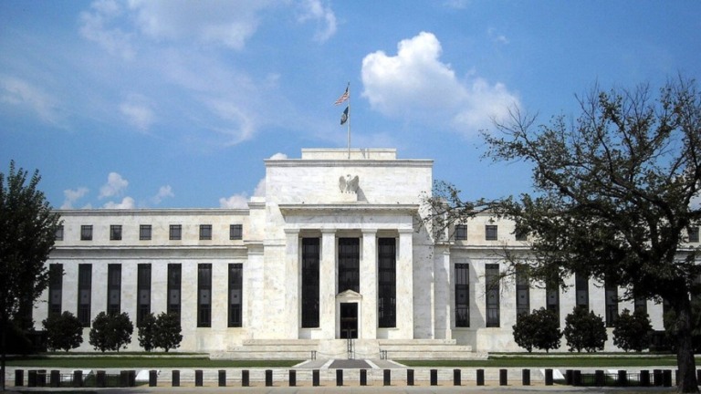 Fed reajusta taxa de juros dos EUA em 0,75%, maior elevação em 28 anos