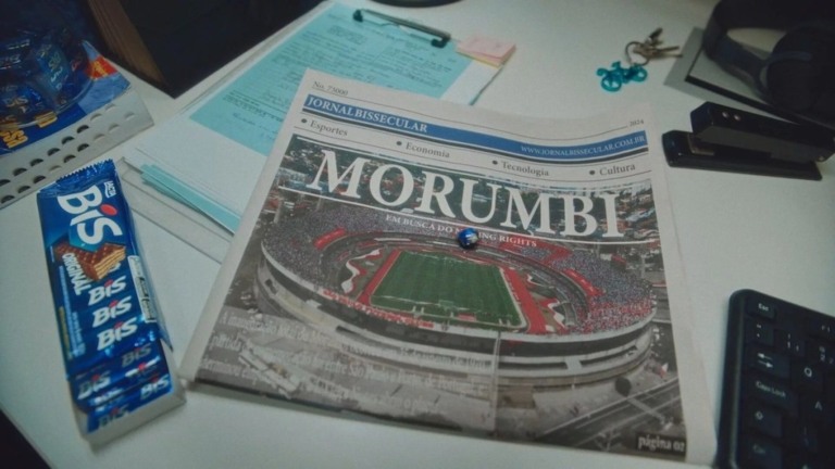 Adnews Campanha “A-BIS-surda” revela o processo criativo do trocadilho MorumBIS