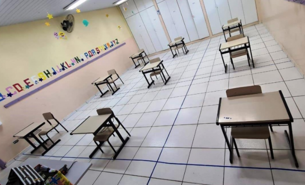Assembleia virtual de servidores discute volta às escolas em Marília