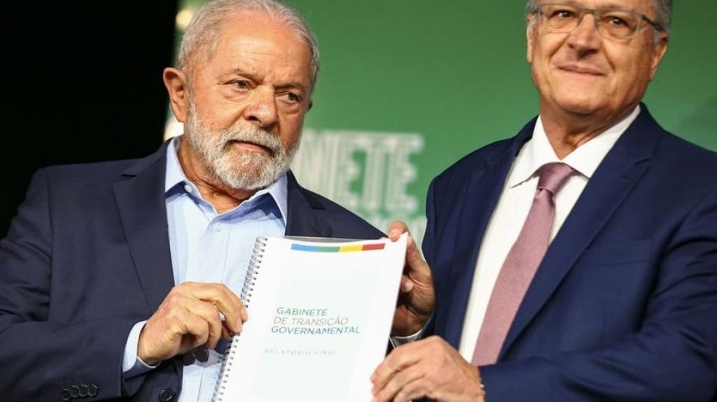 Shows, desfile e decretos: o roteiro e horários da posse de Lula