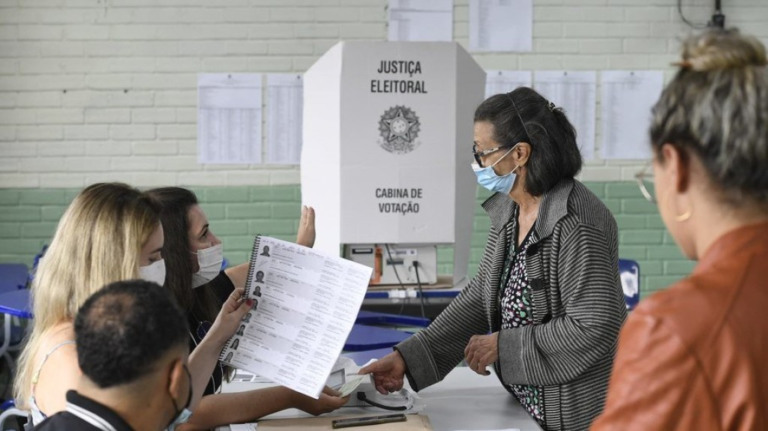 EUA parabenizam Brasil e dizem que eleições foram 'livres e justas'
