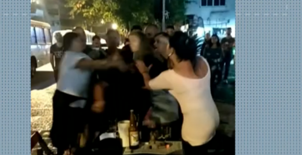 Mãe e filha são agredidas em bar após defender cachorro no RJ