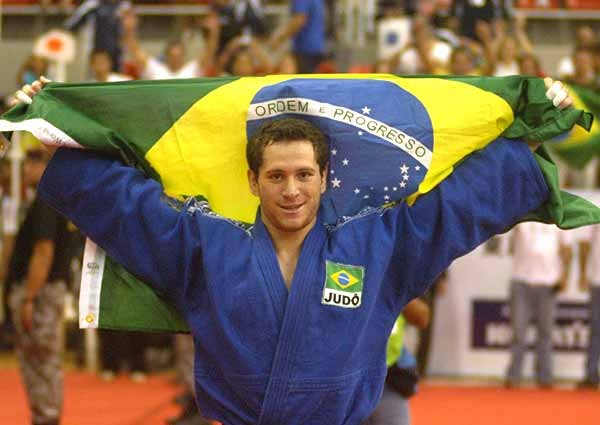 Judoca Tiago Camilo, de Tupã, disputa olimpiada no RIo