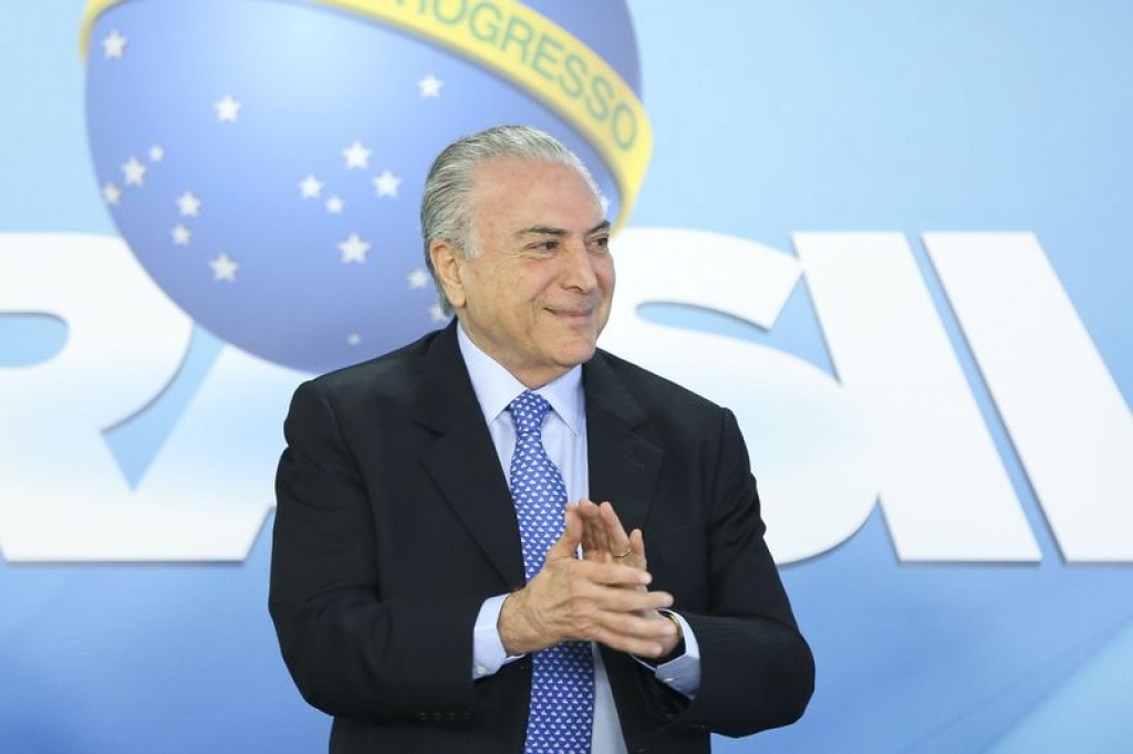 Temer aumenta impostos e preço da gasolina vai subir