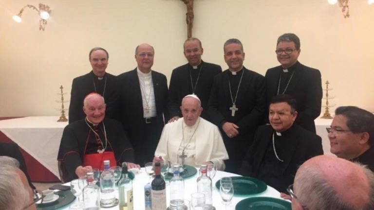 Bispo de Marília participa de almoço com Papa Francisco na Itália