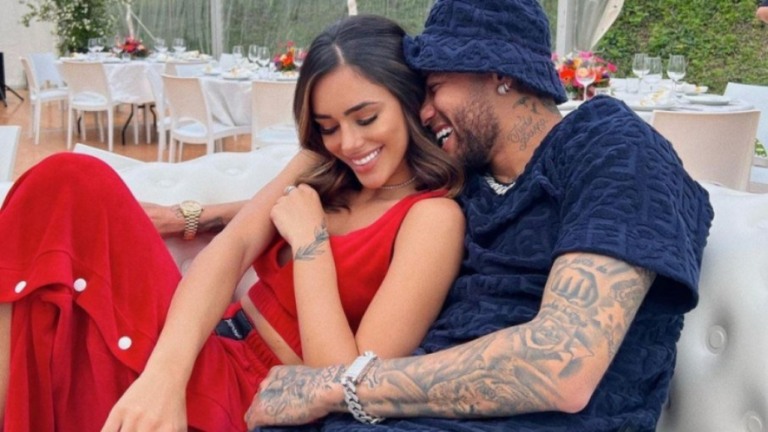 Bruna Biancardi, affair de Neymar, publica fotos inéditas com o craque