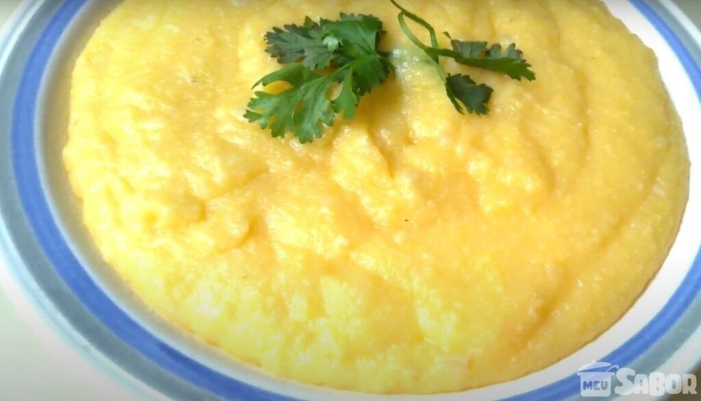 Aprenda a fazer uma deliciosa polenta cremosa!