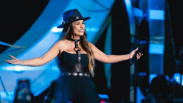 Simone Mendes explica como carreira com a irmã chegou ao fim: ‘Uma conversa franca’
