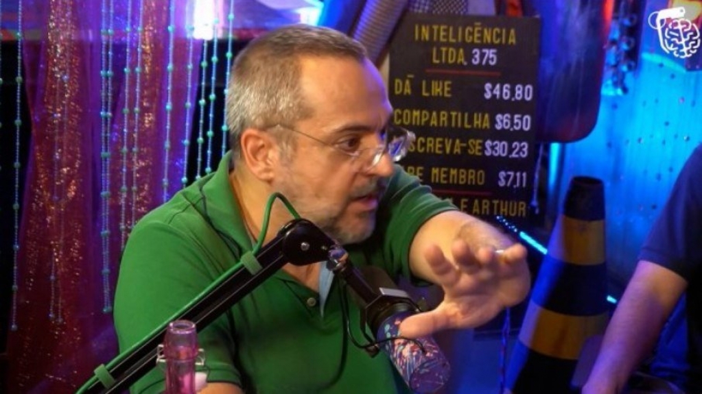 Weintraub: Bolsonaro foi avisado previamente de operação contra Flávio Weintraub: Bolsonaro foi avisado previamente de operação contra Flávio