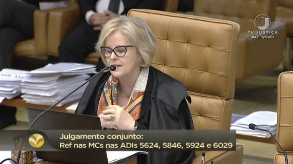 Fundão: Rosa Weber dá 10 dias para Congresso justificar o valor de R$ 5,7 bi