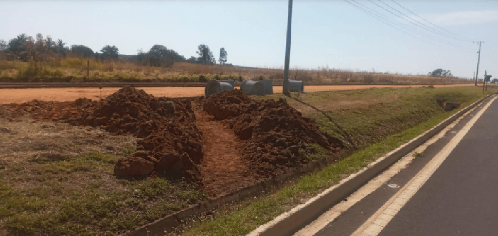 Eixo tenta paralisar obra em Vera Cruz e acusa danos a sistemas da SP-294