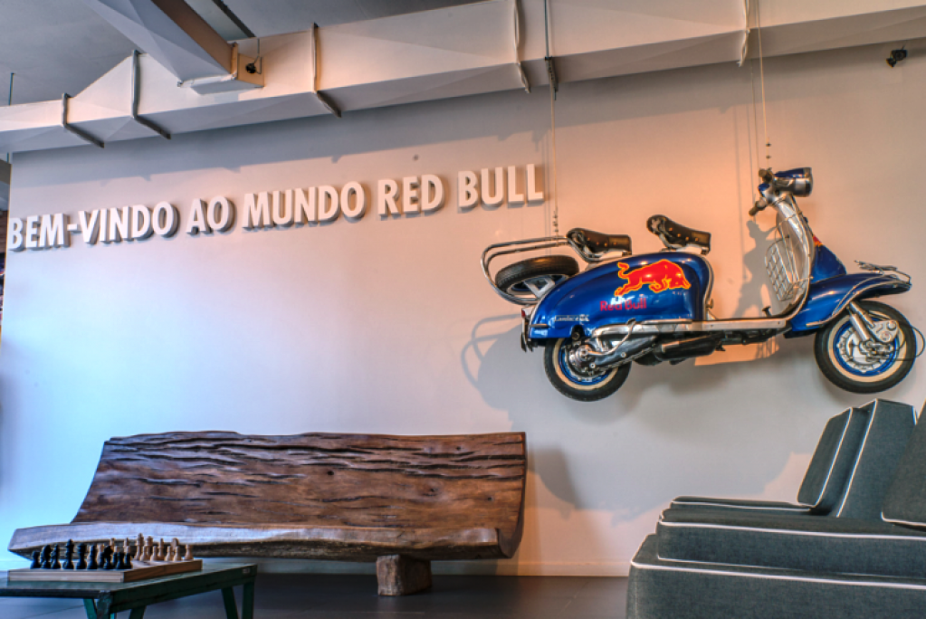 Red Bull abre vagas em programa trainee para jovens profissionais