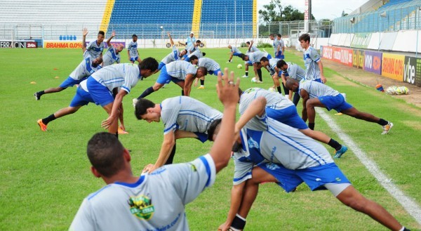 MAC precisa de vitória e sorte para classificar