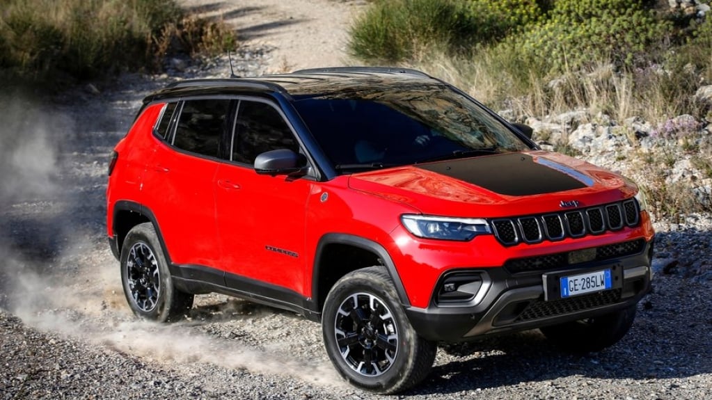 Jeep vai ter novo Compass híbrido que faz até 50km/l no Brasil