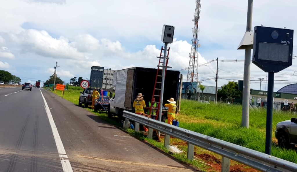 Entrevias instala lombadas eletrônicas no Contorno de Marília