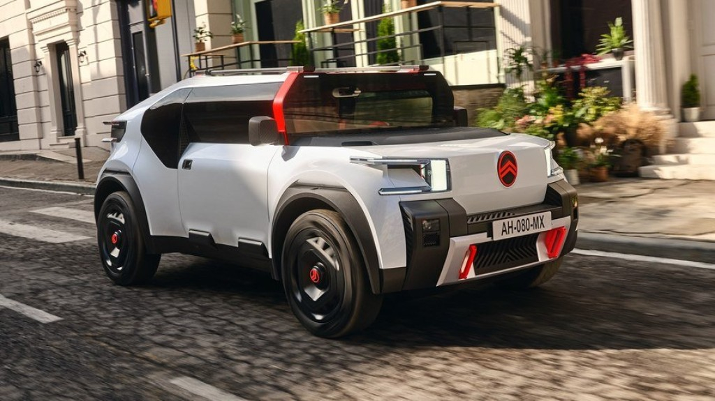 Citroën apresenta o conceito Oli, novo modelo compacto com caçamba