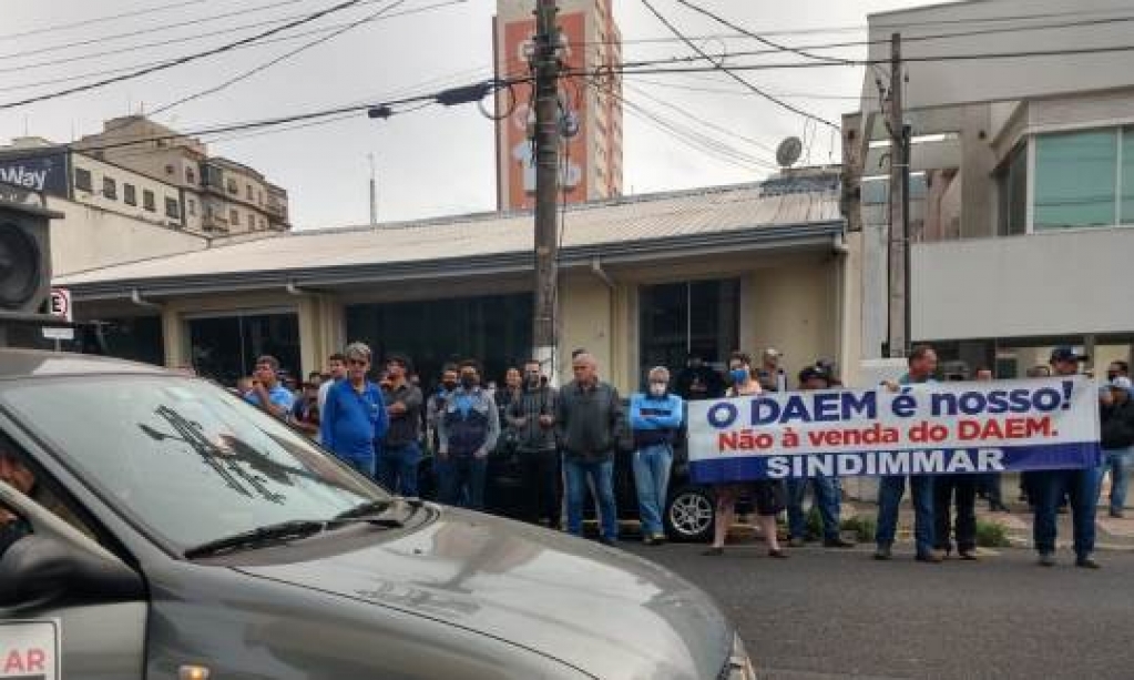 Daniel emenda projeto de concessão do Daem e muda regras para servidores Daniel emenda projeto de concessão do Daem e muda regras para servidores