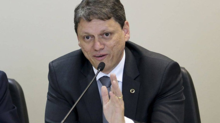 SP reduz em 1,1 p.p. o imposto sobre combustível de aviação até 2024