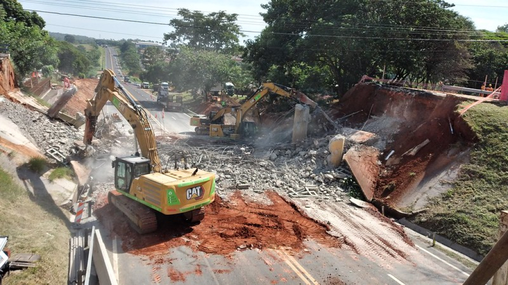 Oriente deve receber viaduto com 35m em substituição a estrutura demolida