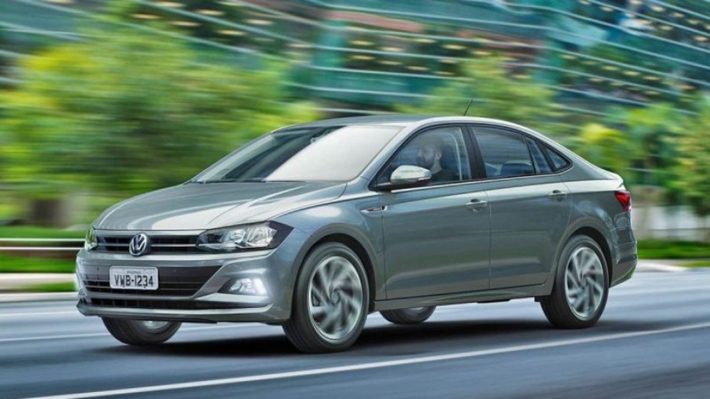 VW Polo e Virtus deixam de ser oferecidos com central multimídia de série