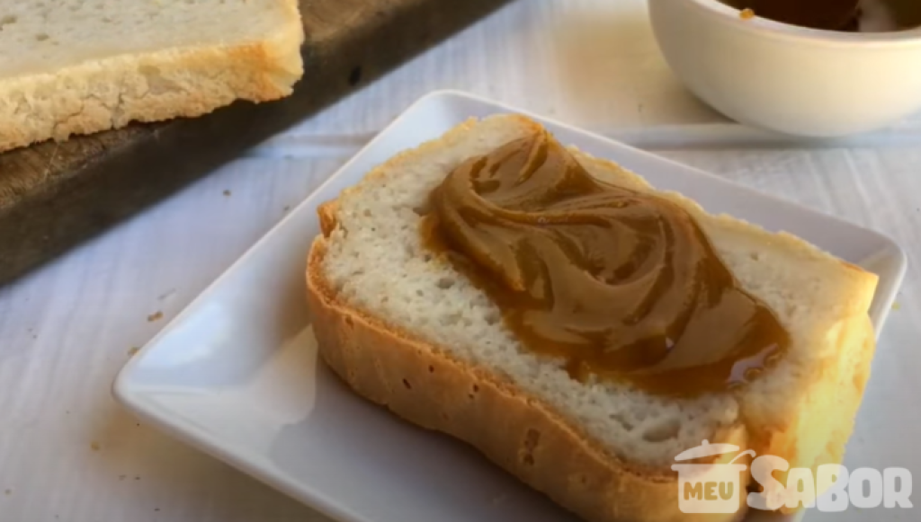 Pão sem glúten com farinha de arroz