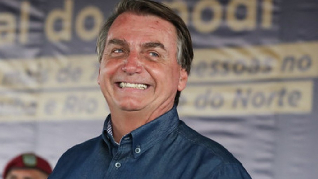 Bolsonaro realiza campanha eleitoral ao atacar Lula, segundo MPE Bolsonaro realiza campanha eleitoral ao atacar Lula, segundo MPE