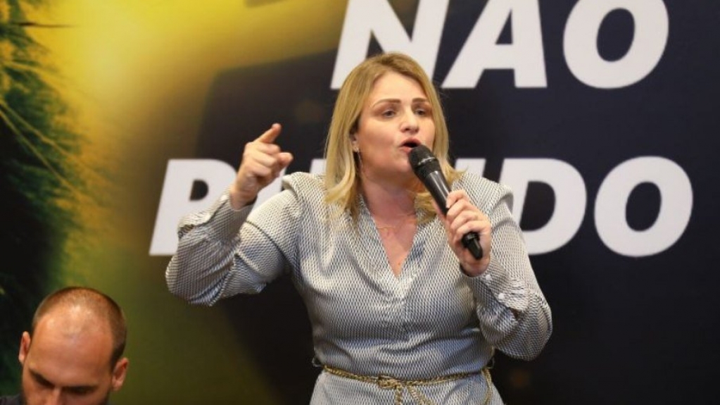 Presidente em exercício do PTB teme ser afastada do cargo por Moraes