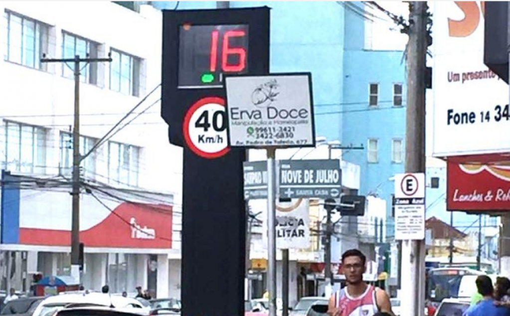 Ação pede liminar contra radares em Marilia: vício da licitação