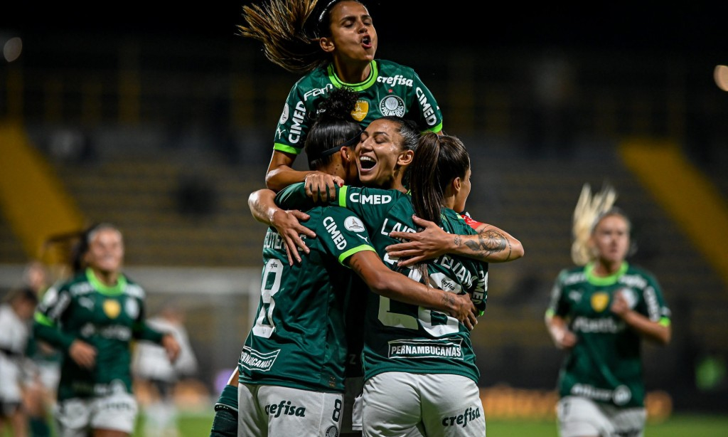 Palmeiras goleia e está na semifinal da Libertadores Feminina