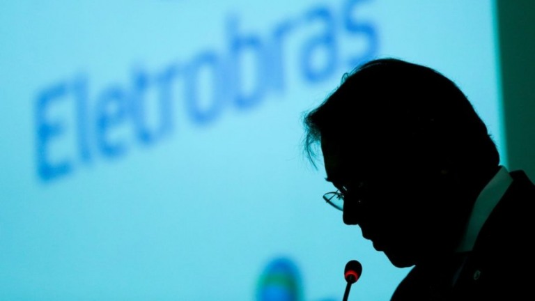 Governo tem chance de privatizar Eletrobras até junho, mas há riscos