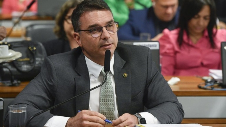 Jeferson Rudy/Agência Senado – 13.12.2023 Senador Flávio Bolsonaro (PL-RJ)