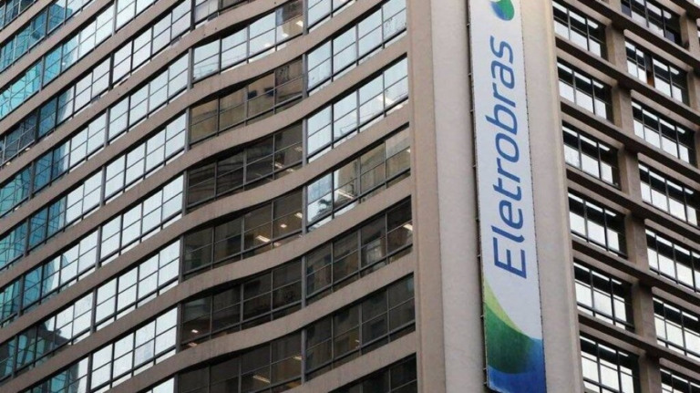 Eletrobras reduz lucro em 45% após investimento em Furnas