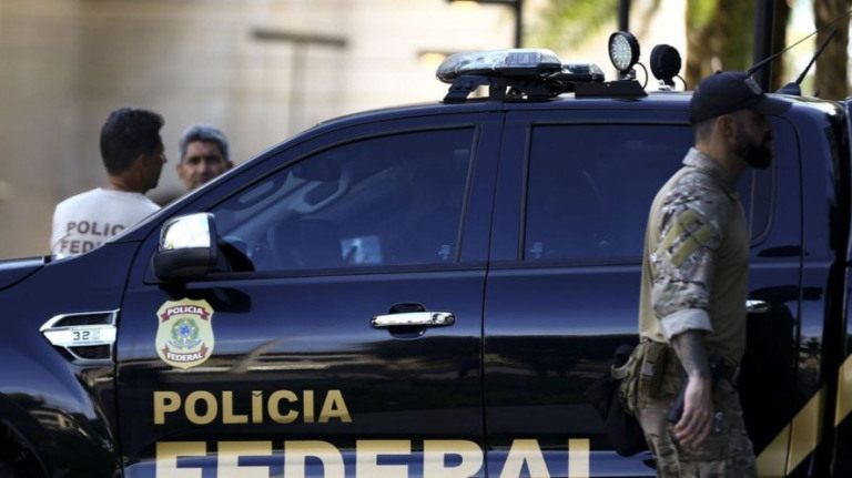 Governo Bolsonaro corta 96% de investimentos da PF contra o tráfico