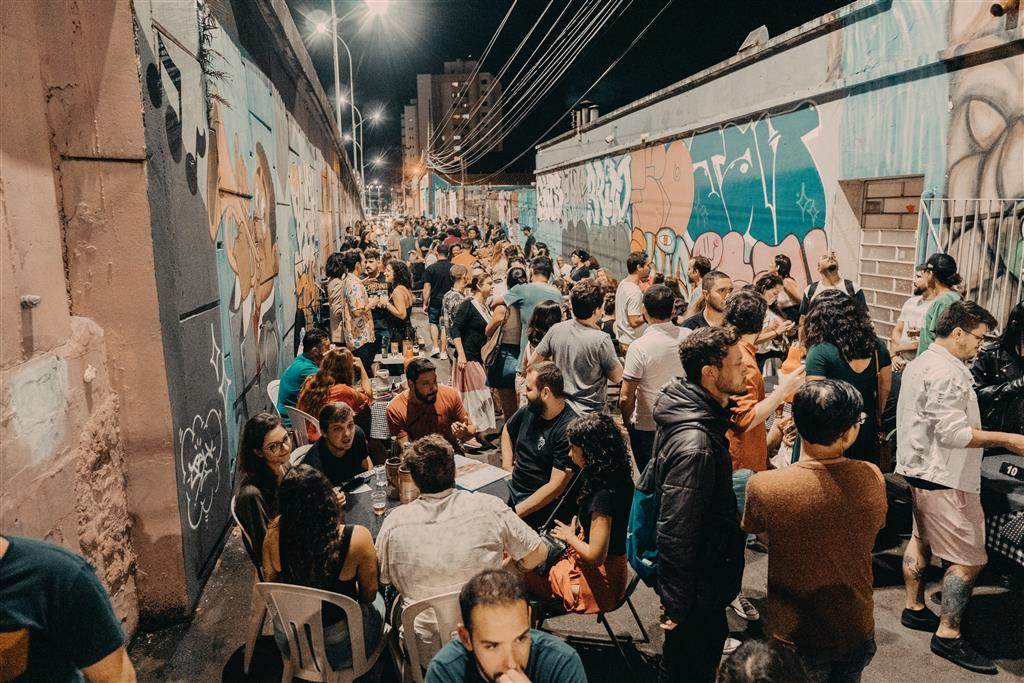 Beco recebe banda Mahatma Groove em noite de jazz em Marília