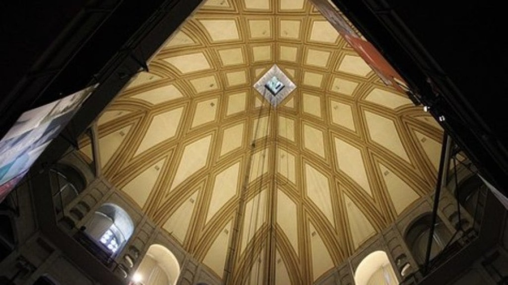 Elevador panorâmico de Turim, na Itália, reabre