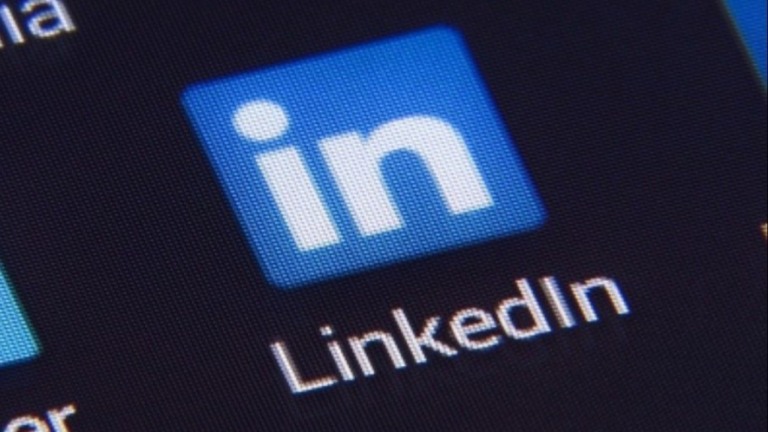 Busca emprego? Veja como o LinkedIn pode te ajudar