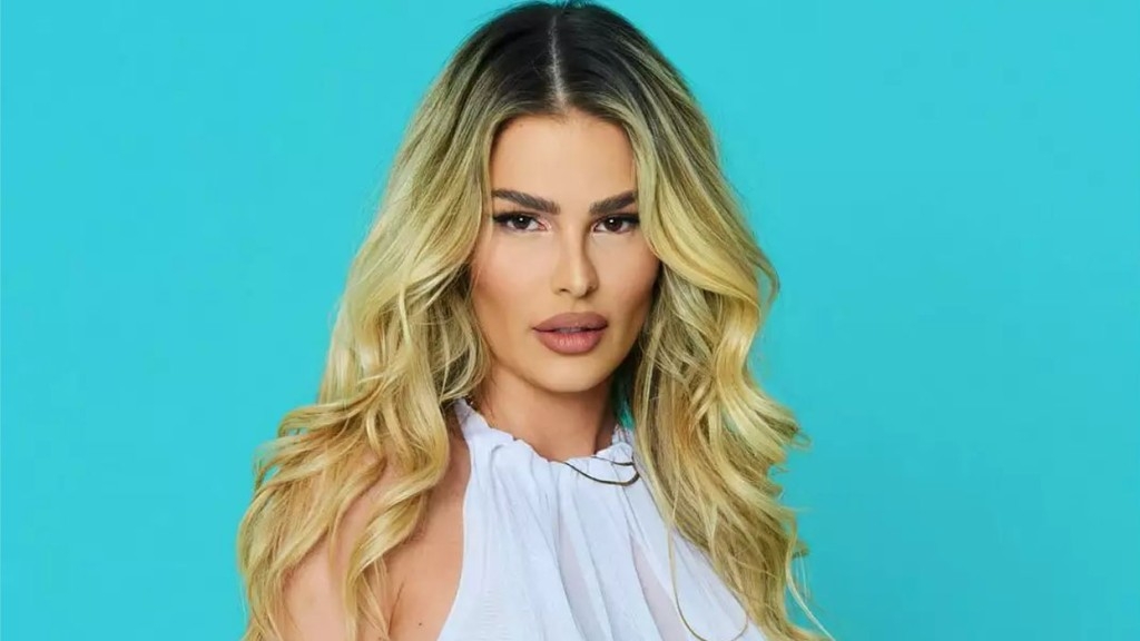 Look com efeito molhado de Yasmin Brunet é queridinho das famosas: ‘feito à mão’