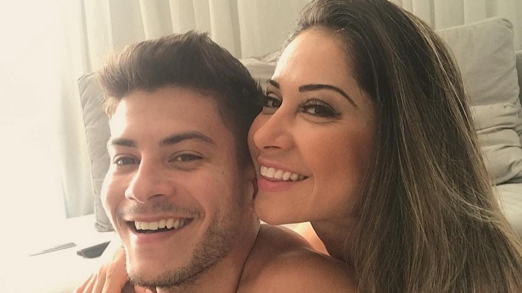 Arthur Aguiar começará dieta e diário de emagrecimento com Maíra Cardi Arthur Aguiar começará dieta e diário de emagrecimento com Maíra Cardi