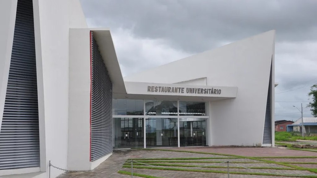Restaurante Universitário da Ufal será fechado por falta de verbas Restaurante Universitário da Ufal será fechado por falta de verbas