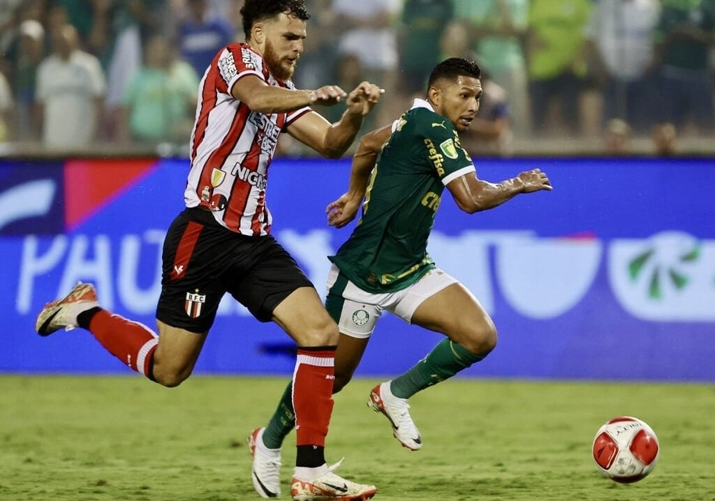 Palmeiras vence Botafogo-SP e garante liderança geral no Campeonato Paulista