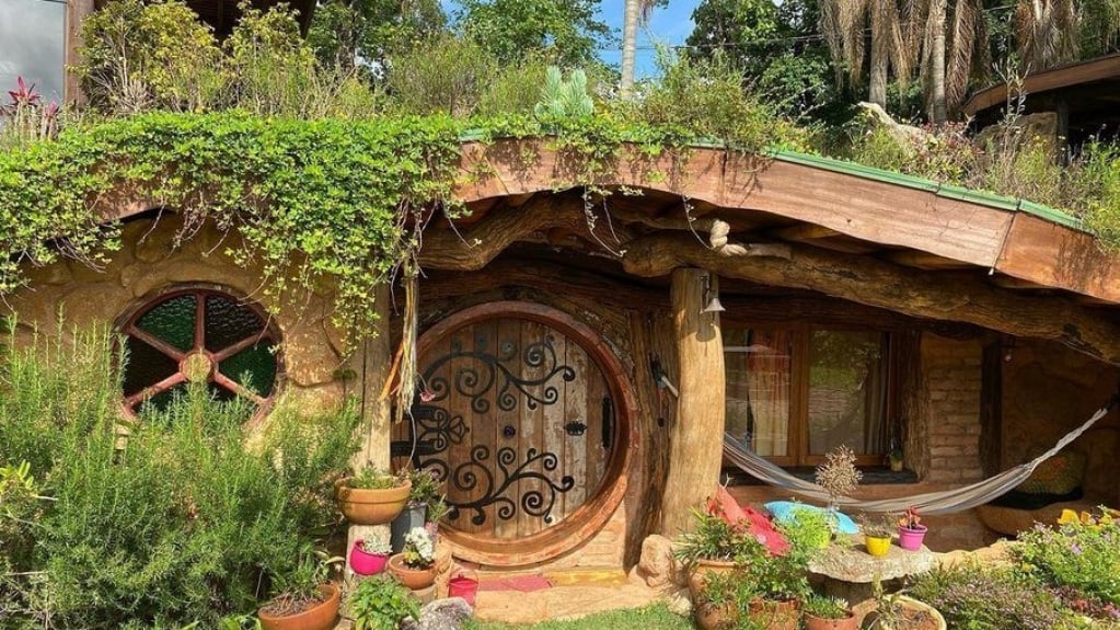 Fãs de "O Senhor dos Anéis" podem ficar em casa de hobbit em SP