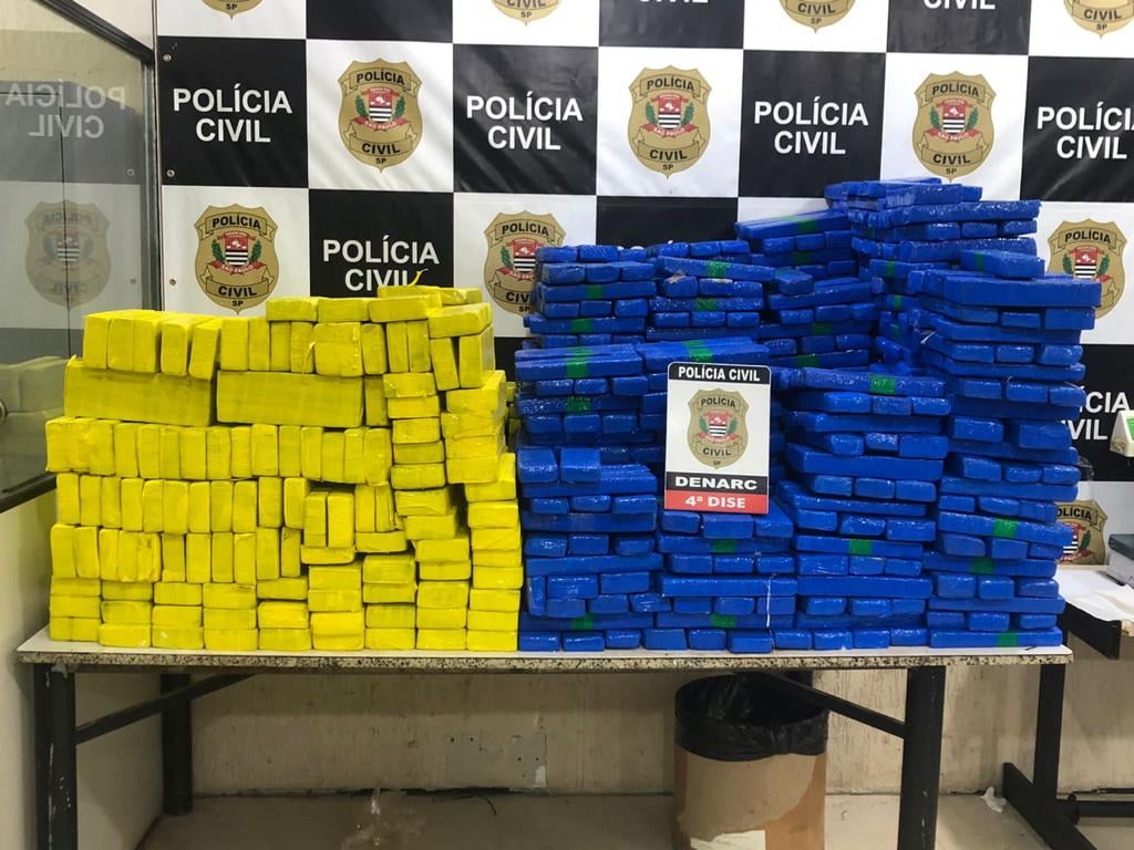 Policiais de SP apreendem uma tonelada de maconha e prendem dois em Marília