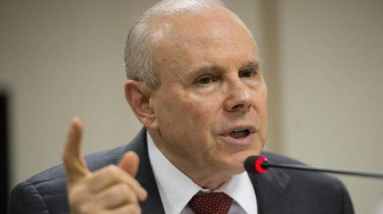 Guido Mantega abandona equipe de transição de Lula