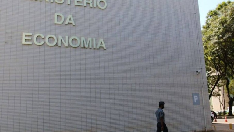 Economia tenta acelerar marco das garantias e MP dos cartórios