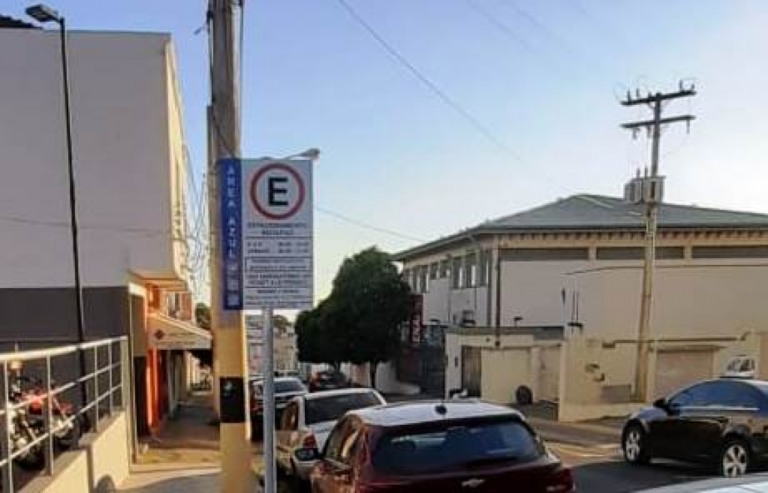Emdurb instaura fiscalização sobre serviços de zona azul em Marília