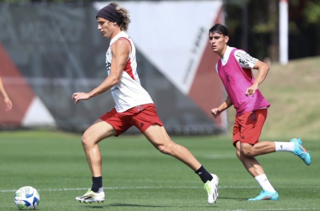 Flamengo realiza último treino para o clássico contra o Botafogo